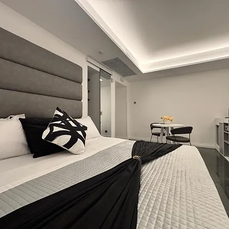 Palazzo Algaria With Jacuzzi, Sauna & Turkish Bath