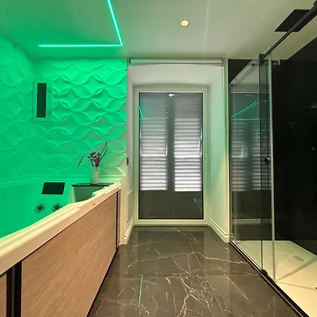 Palazzo Algaria With Jacuzzi, Sauna & Turkish Bath 4* Палермо