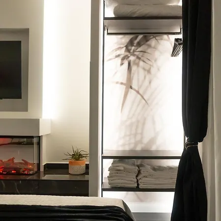 Palazzo Algaria With Jacuzzi, Sauna & Turkish Bath Konukevi 4*