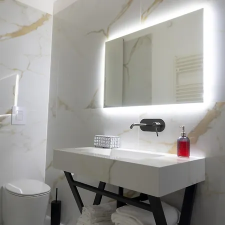 Palazzo Algaria With Jacuzzi, Sauna & Turkish Bath Konukevi 4*